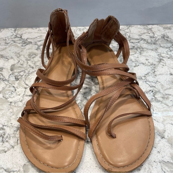 Carlos sandals leather look back zip multi strap almost gladiator style size 6 - Picture 2 of 7
